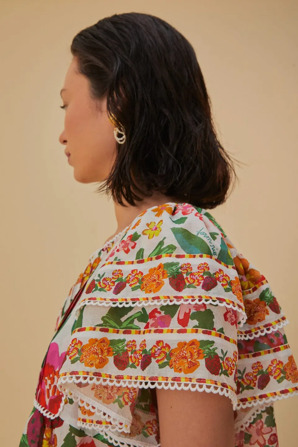 FARM Rio Chemisiers<Blouse à croquis fleuri blanc cassé