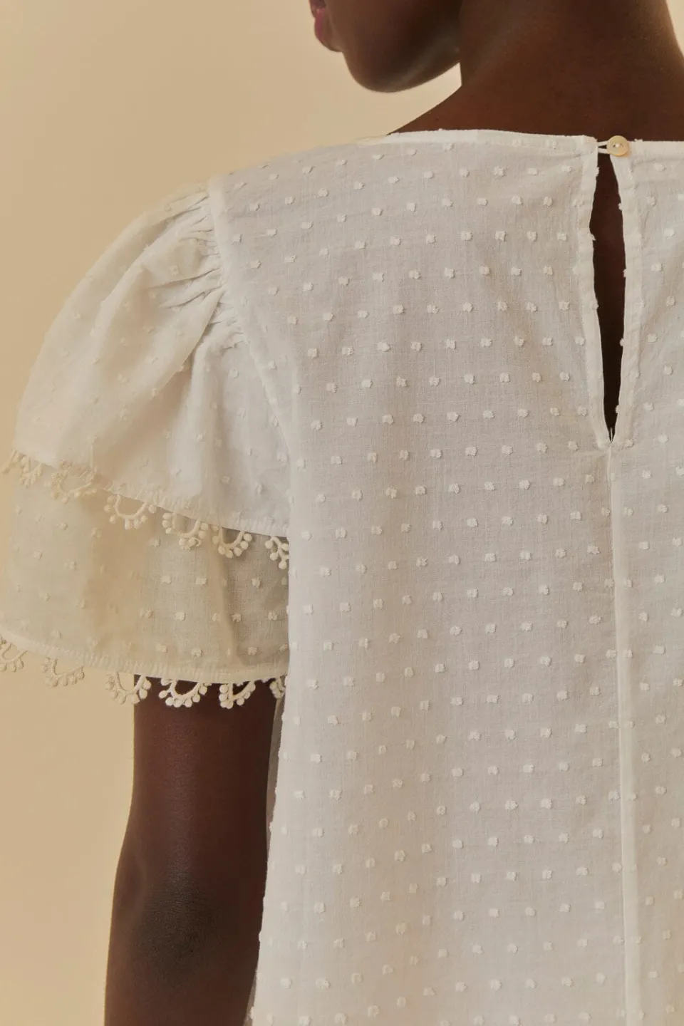 FARM Rio Chemisiers<Blouse à volants blanc cassé