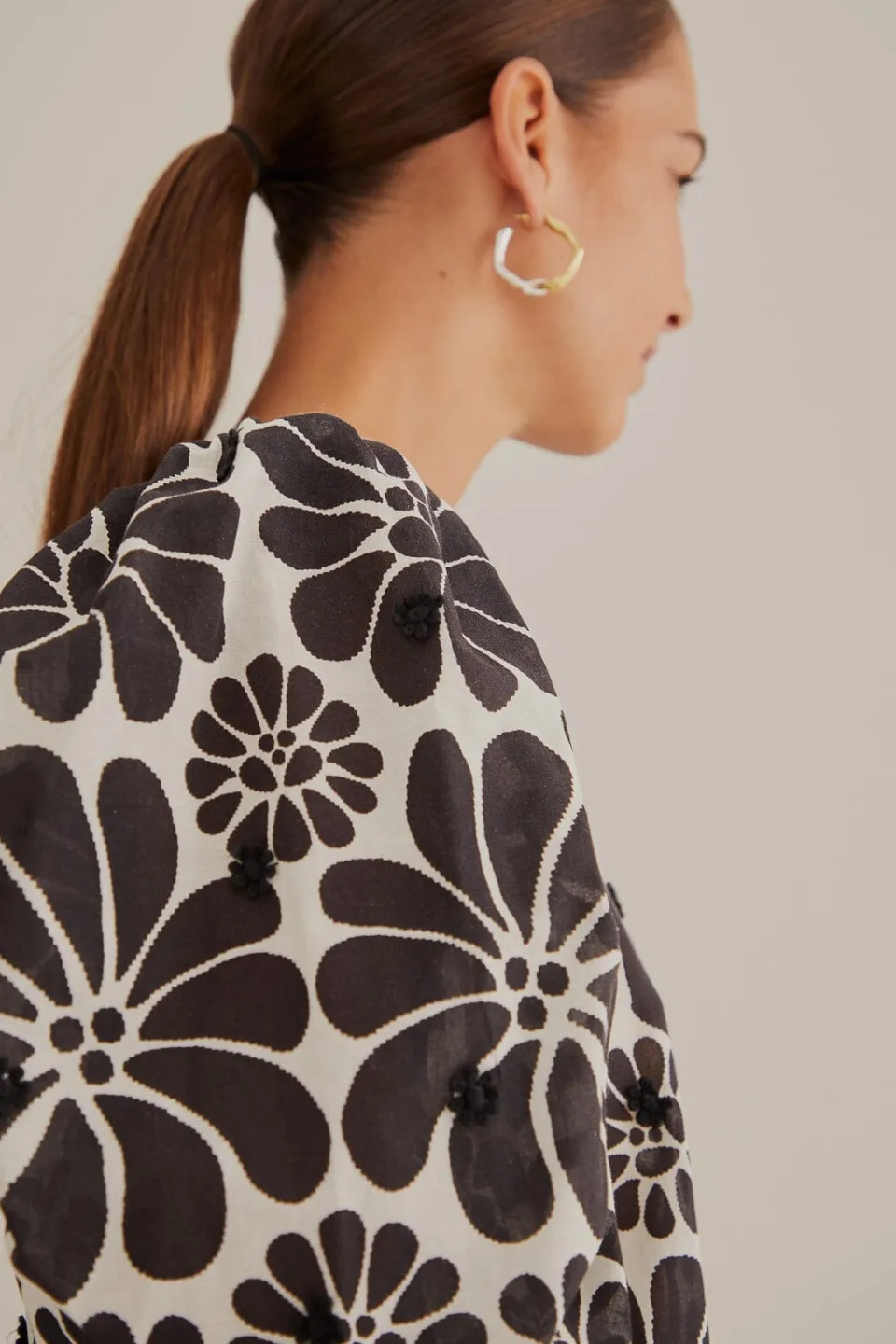 FARM Rio Chemisiers<Blouse noire à manches bouffantes Palermo
