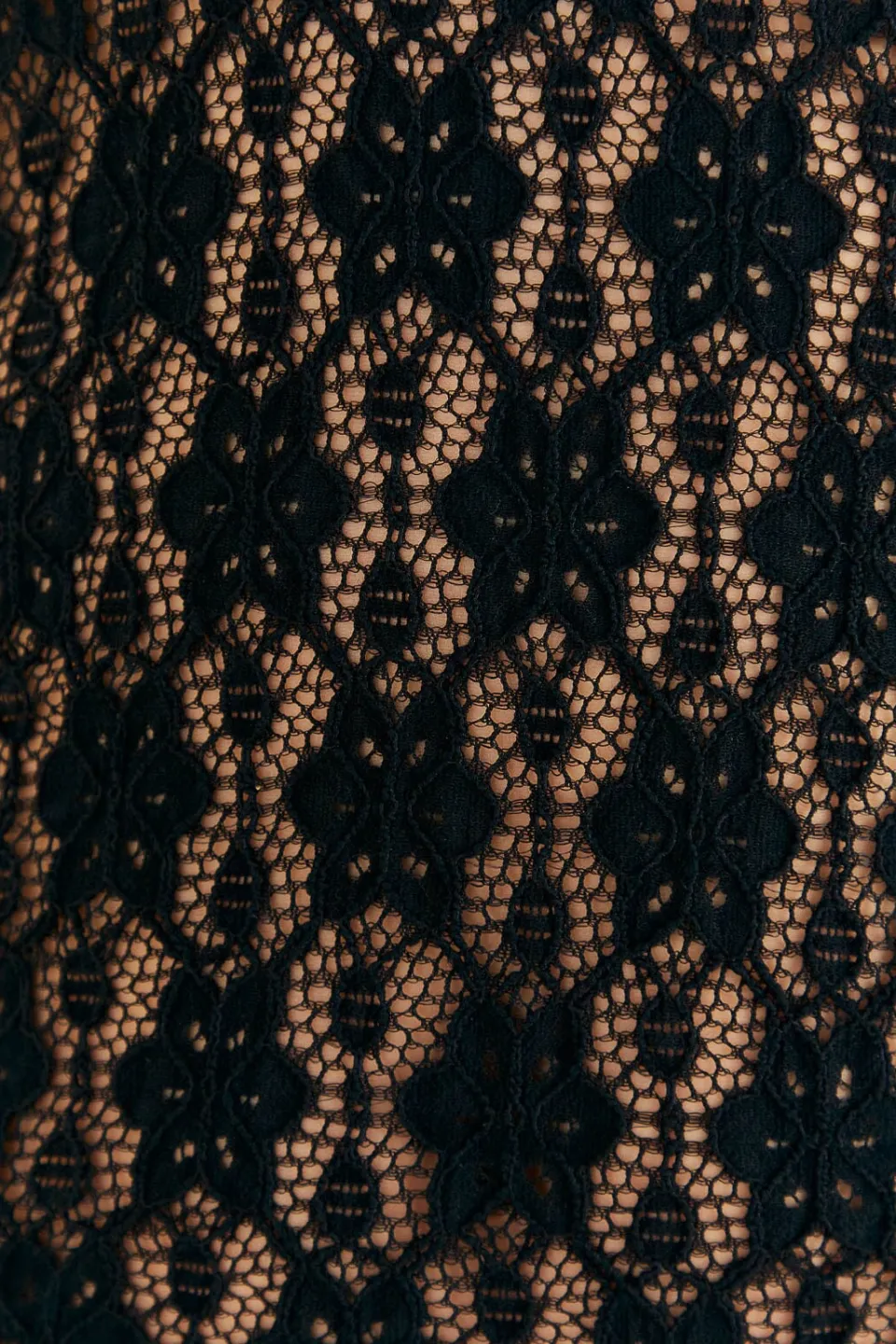 FARM Rio Chemisiers<Blouse noire à manches longues en dentelle