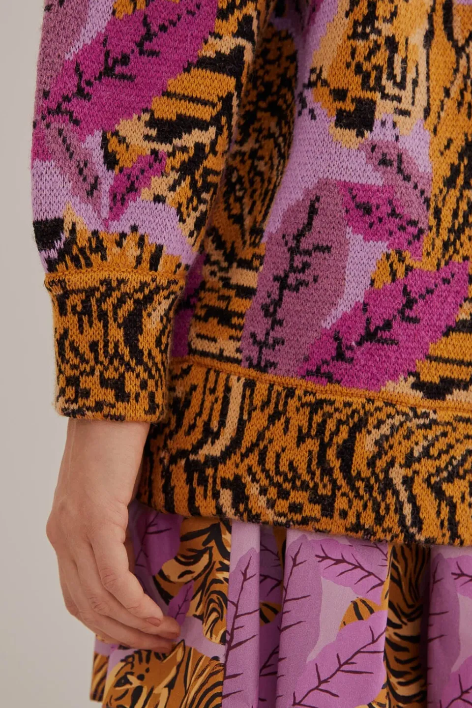 FARM Rio Gilets<Cardigan en tricot à feuilles de tigre lavande