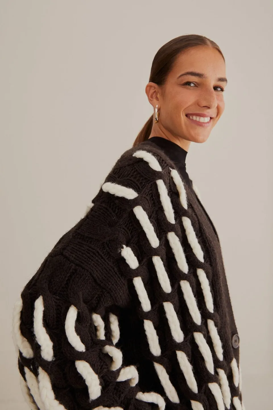 FARM Rio Gilets<Cardigan en tricot texturé noir et blanc