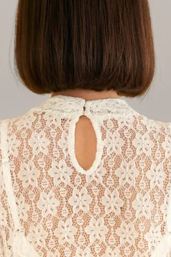 FARM Rio Chemisiers<Chemisier blanc à manches longues en dentelle