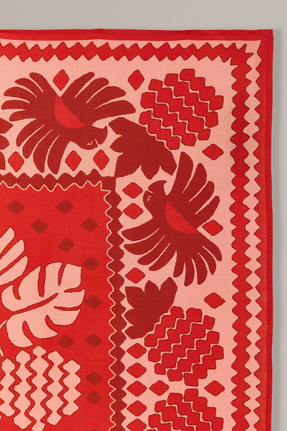 FARM Rio Le Bonheur À La Table|Cadeaux<Les foulards de jour et de nuit vont à la nappe tropicale