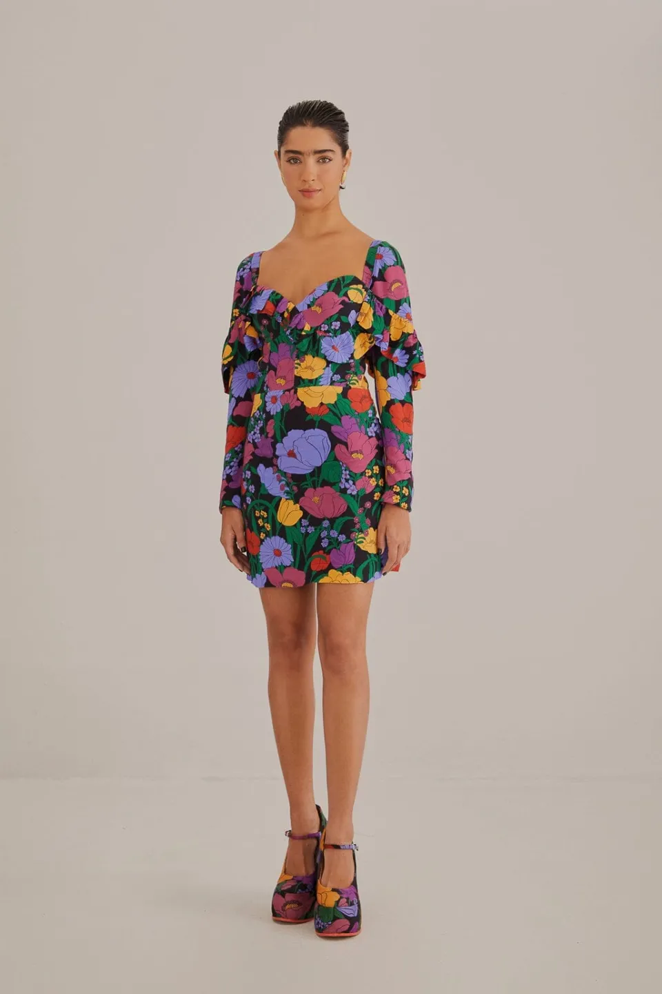 FARM Rio Robes Courtes<Mini-robe noire à manches longues Bucolic Garden