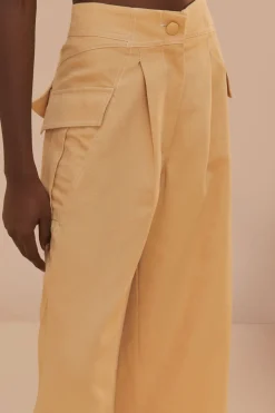 FARM Rio  Pantalon|Hauts Courts<Pantalon taille basse à surpiqûres beiges