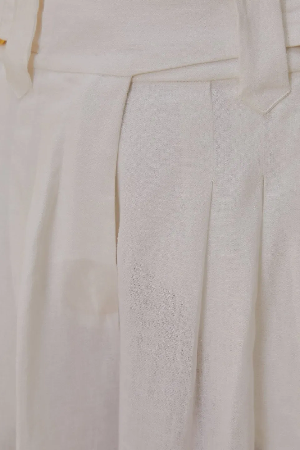 FARM Rio Pantalon<Pantalon taille basse en lin blanc cassé