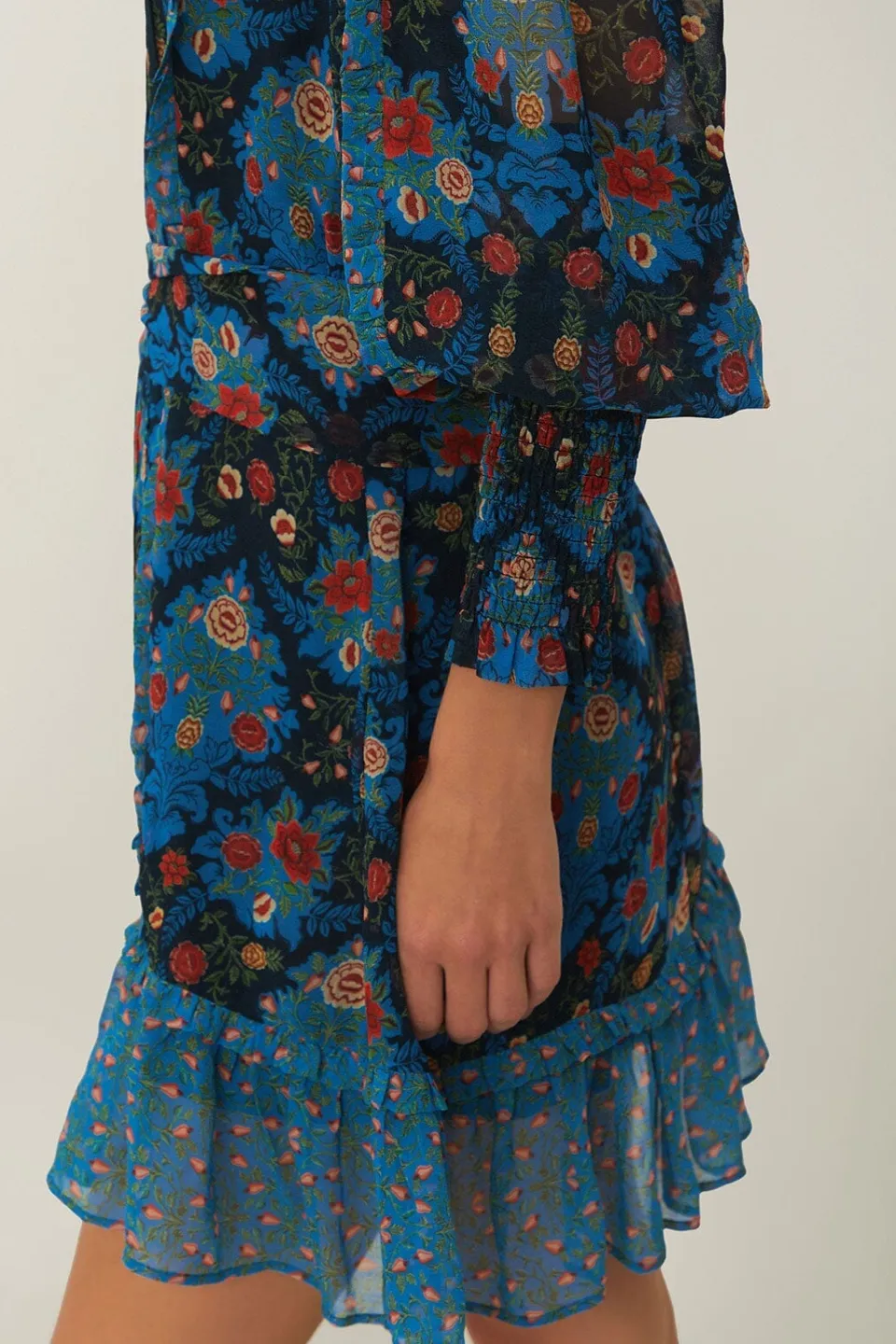 FARM Rio Robes Courtes<Robe courte à col montant et motif floral arabesque bleu