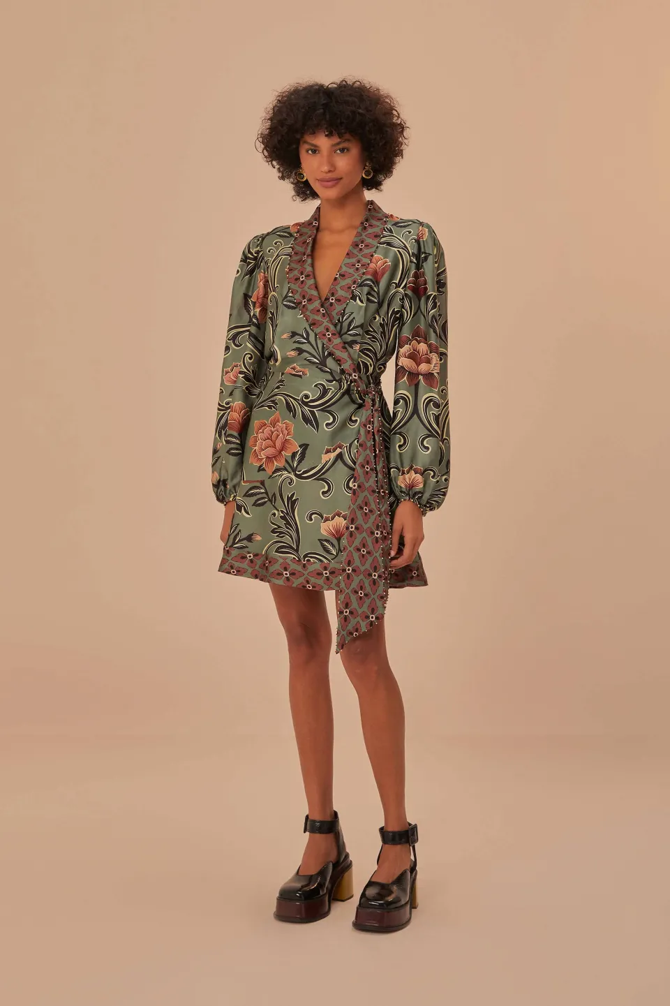 FARM Rio Robes Courtes<Robe courte à manches longues à imprimé floral arabesque vert