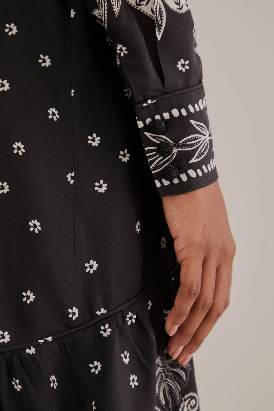 FARM Rio Robes Longues<Robe longue noire à motif cachemire Bloom