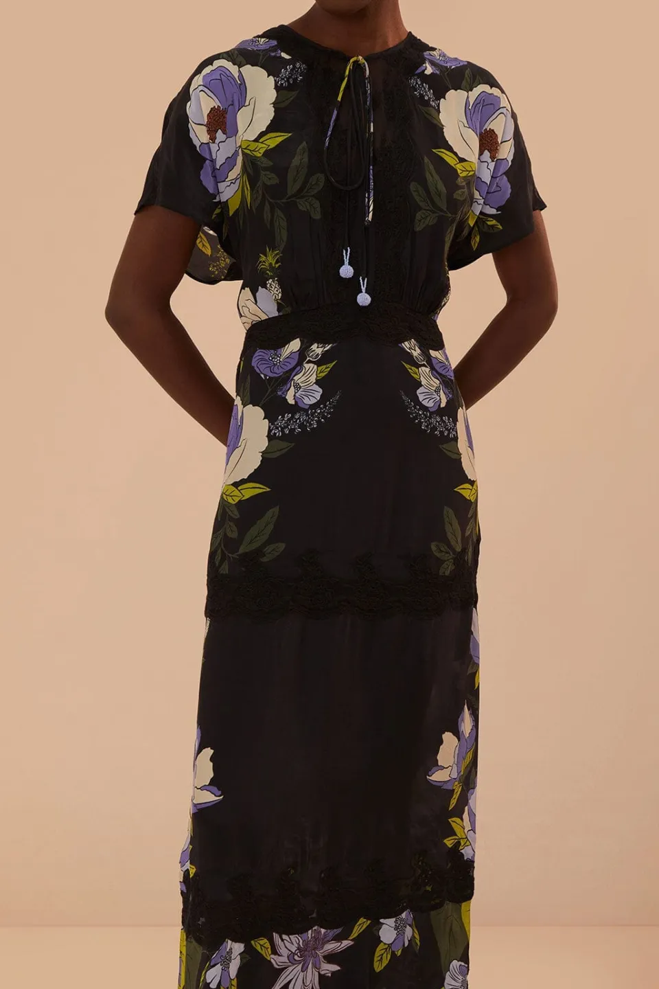 FARM Rio Robes Longues<Robe longue noire en dentelle de jardin douce