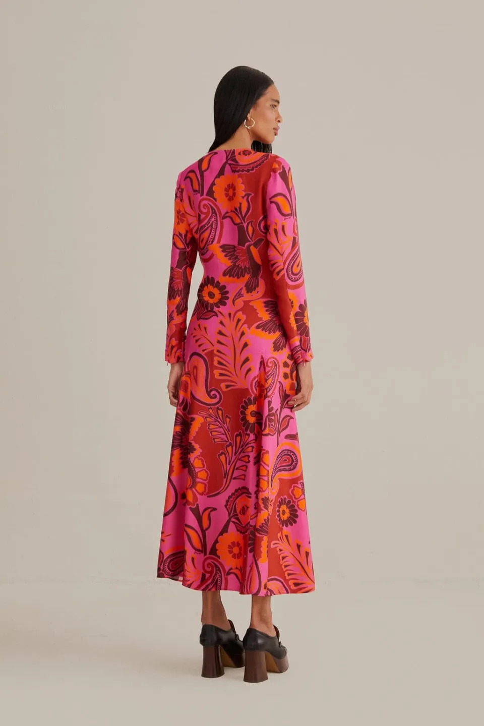 FARM Rio Robes Longues<Robe longue rose à manches longues et fleurs audacieuses