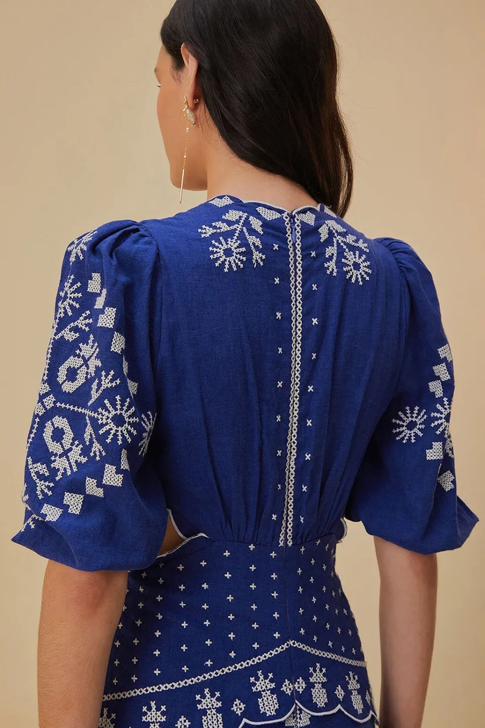 FARM Rio Robes Midi<Robe midi brodée à découpes bleu marine