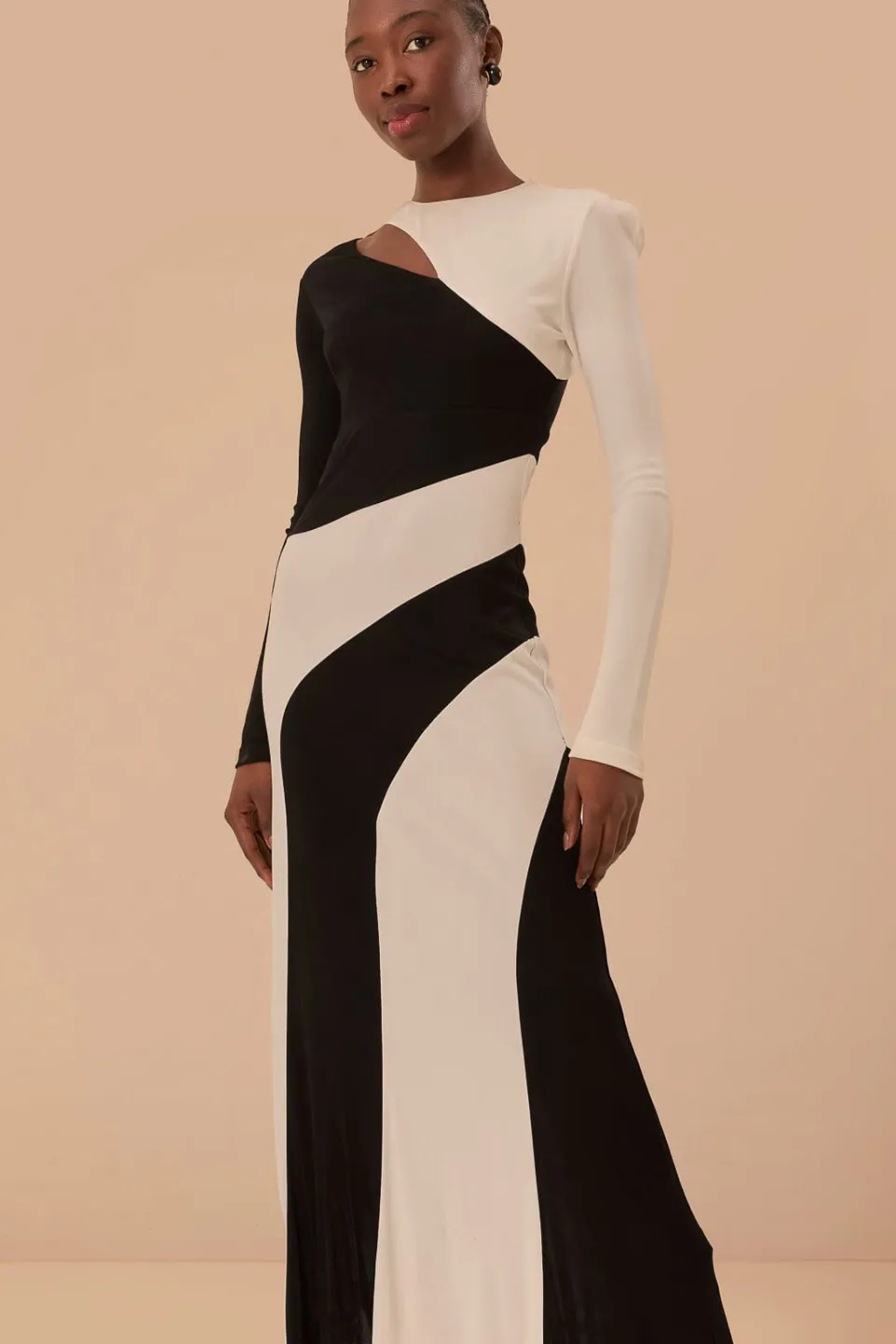 FARM Rio Robes Midi<Robe mi-longue à manches longues découpée noire et blanche