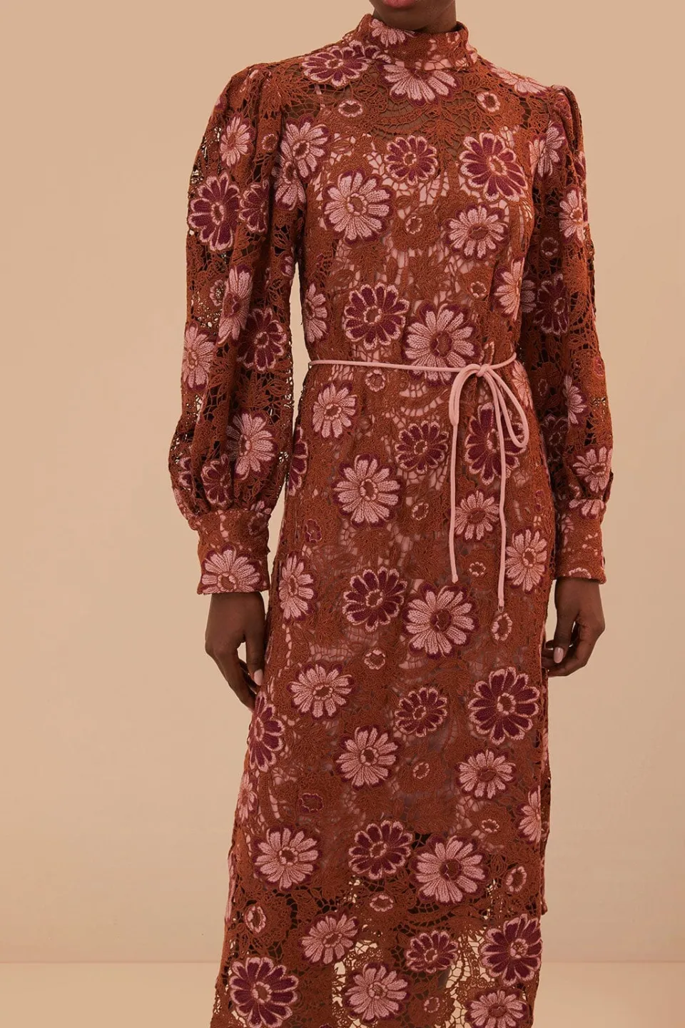 FARM Rio Robes Midi<Robe mi-longue en guipure à tapisserie marron Gigi