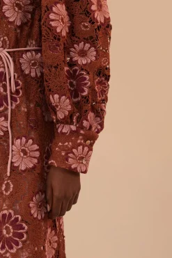 FARM Rio Robes Midi<Robe mi-longue en guipure à tapisserie marron Gigi