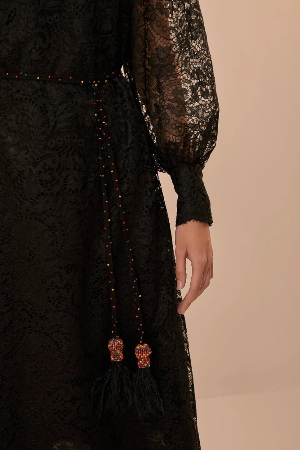 FARM Rio Robes Midi<Robe mi-longue noire en dentelle