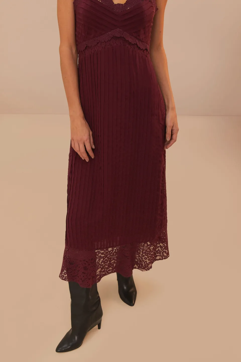 FARM Rio Robes Midi<Robe mi-longue sans manches en dentelle violette