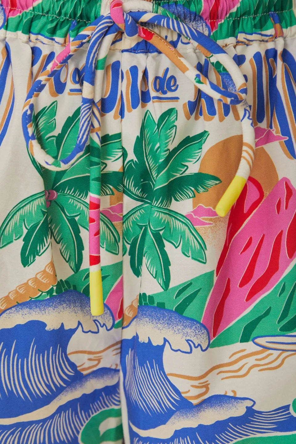 FARM Rio Shorts<Short blanc cassé à affiches Carioca